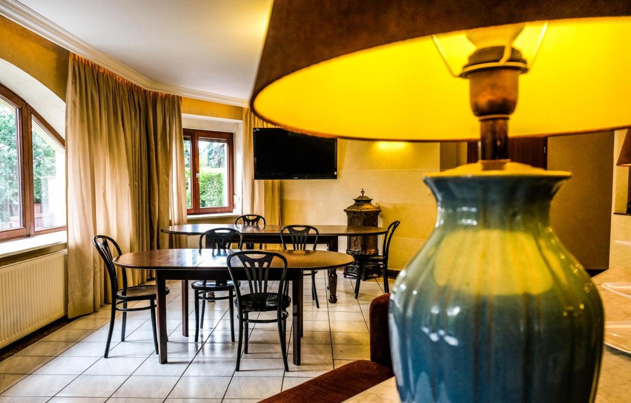Villa 37B Bed And Breakfast Warschau Exterior foto