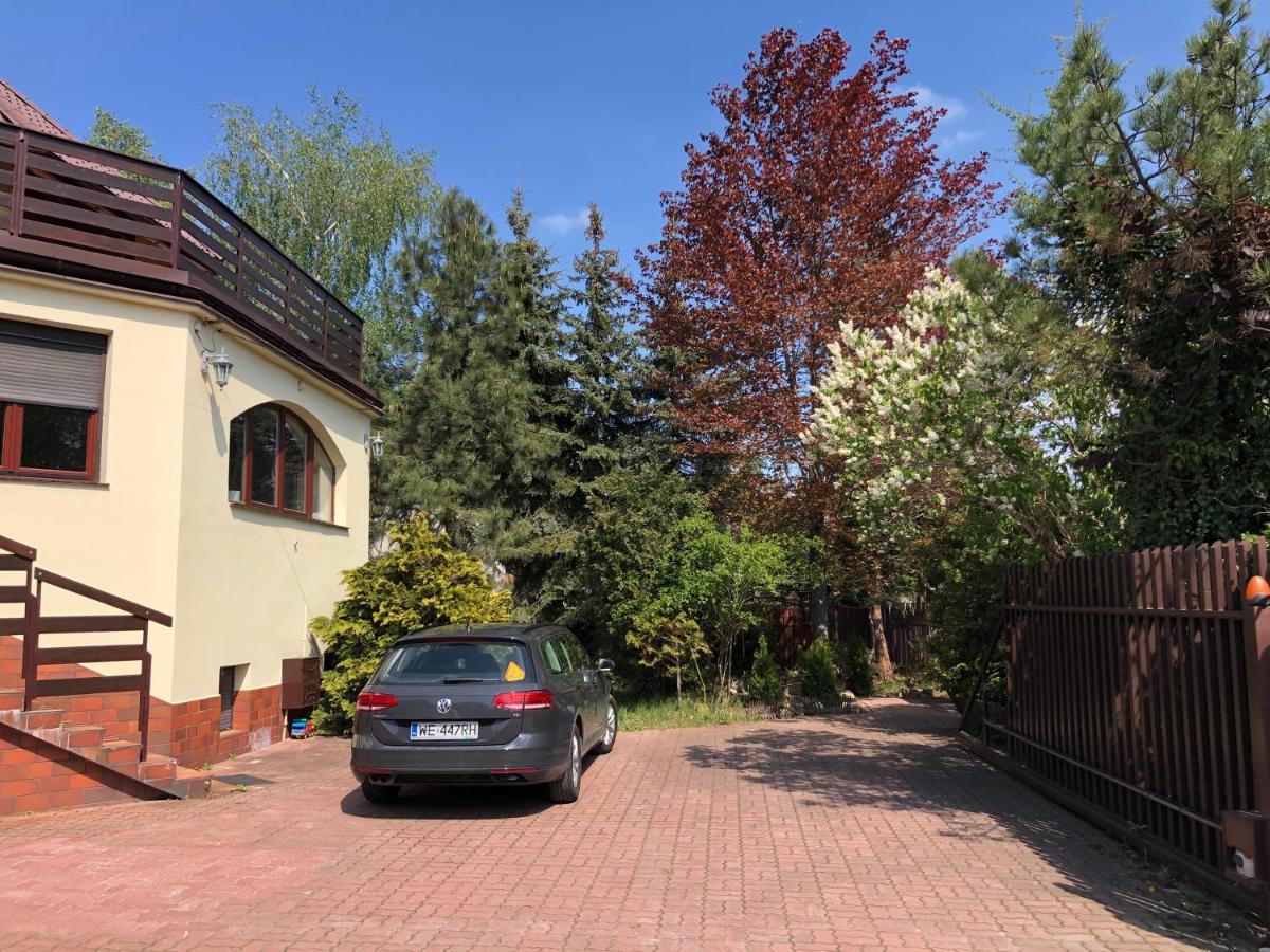 Villa 37B Bed And Breakfast Warschau Exterior foto